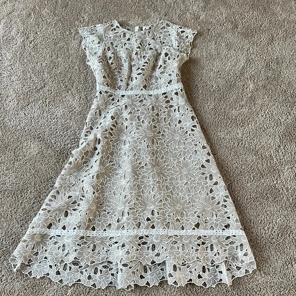 Just Me Dresses | Just Me White A-Line Midi Dress with Flutter Cap Sleeves | Color: White | Size: M | Kellyhoffman733'S Closet